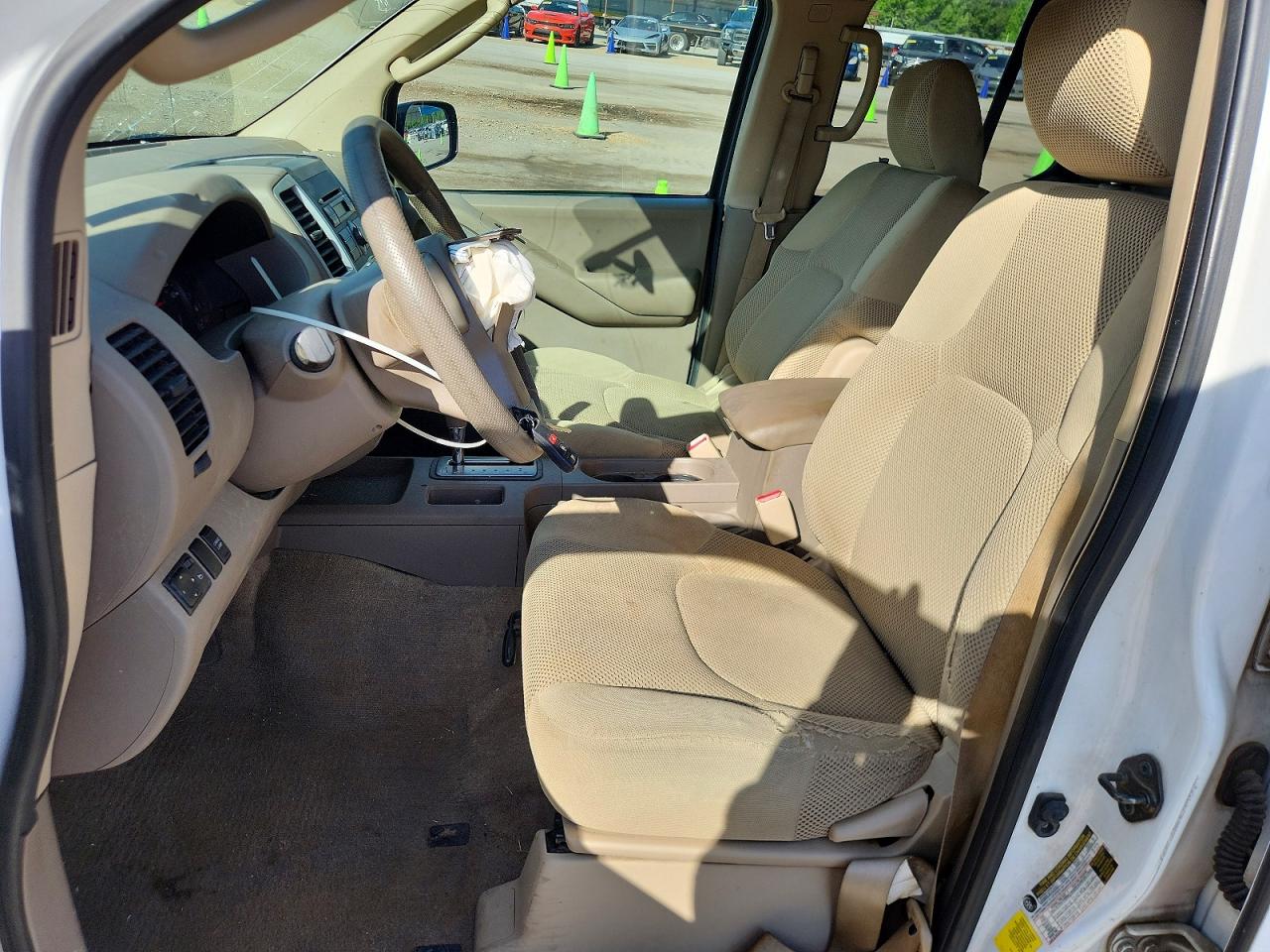 2010 NISSAN FRONTIER