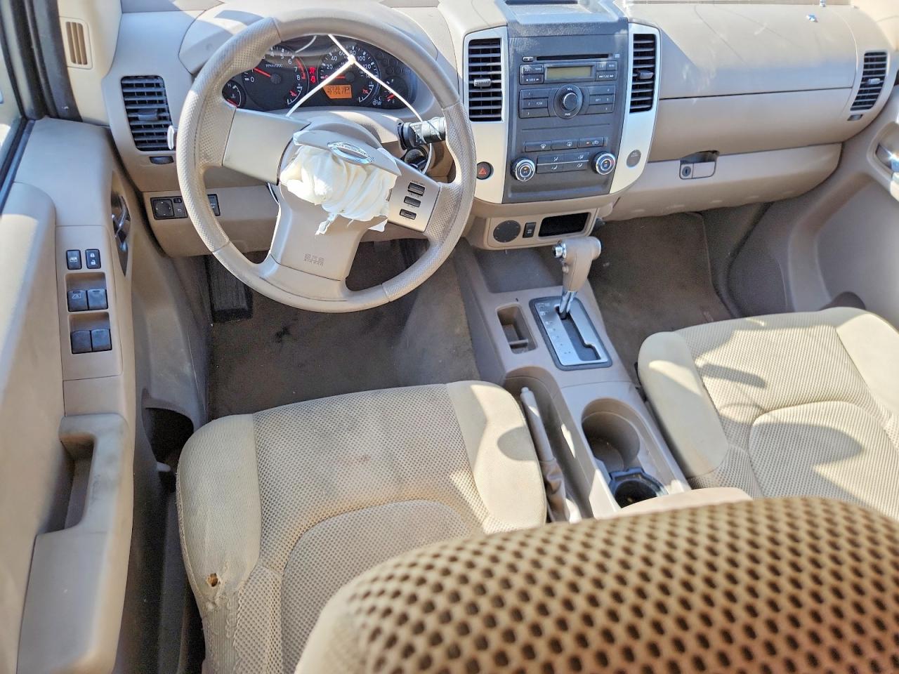 2010 NISSAN FRONTIER