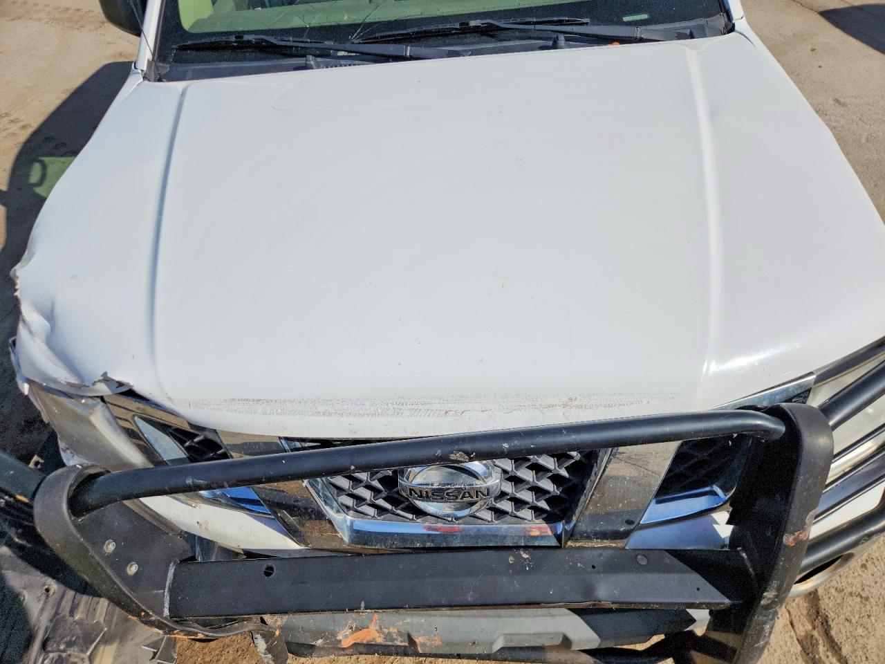 2010 NISSAN FRONTIER