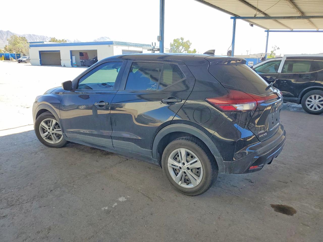 2021 NISSAN KICKS