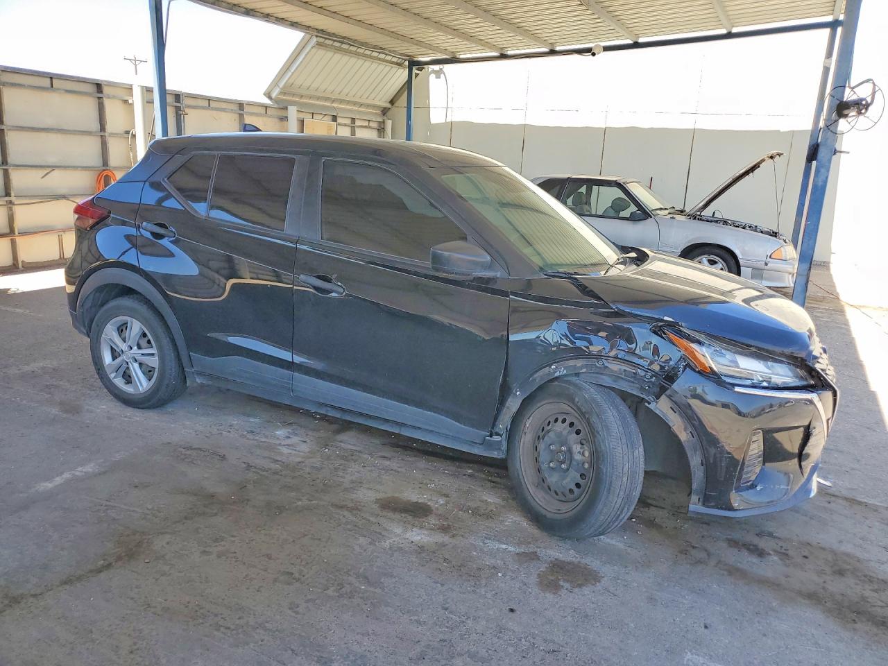 2021 NISSAN KICKS