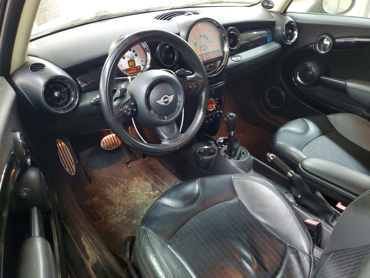 2012 MINI COOPER