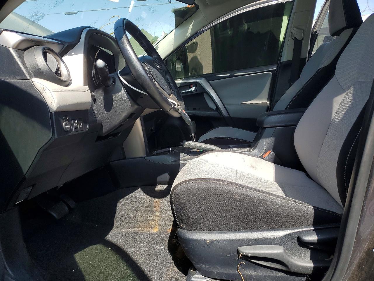 2016 TOYT RAV4
