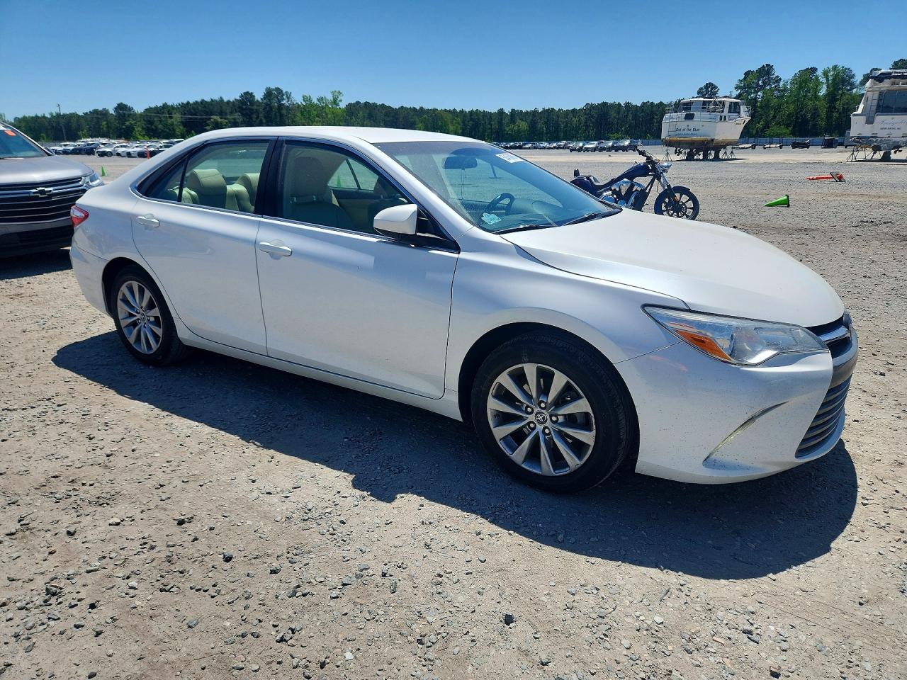 2015 TOYOTA CAMRY