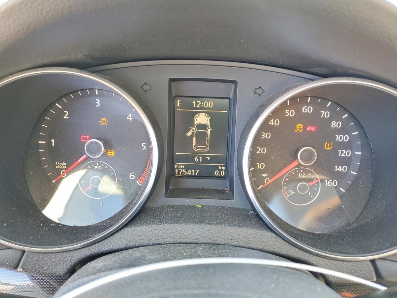 2011 VOLKSWAGEN JETTA