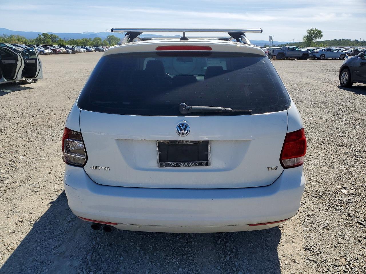 2011 VOLKSWAGEN JETTA