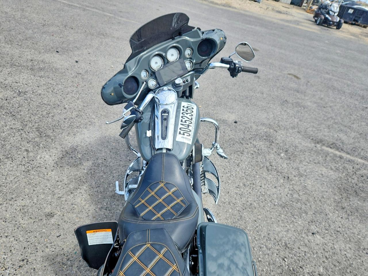 2009 HARLEY DAVIDSON FL