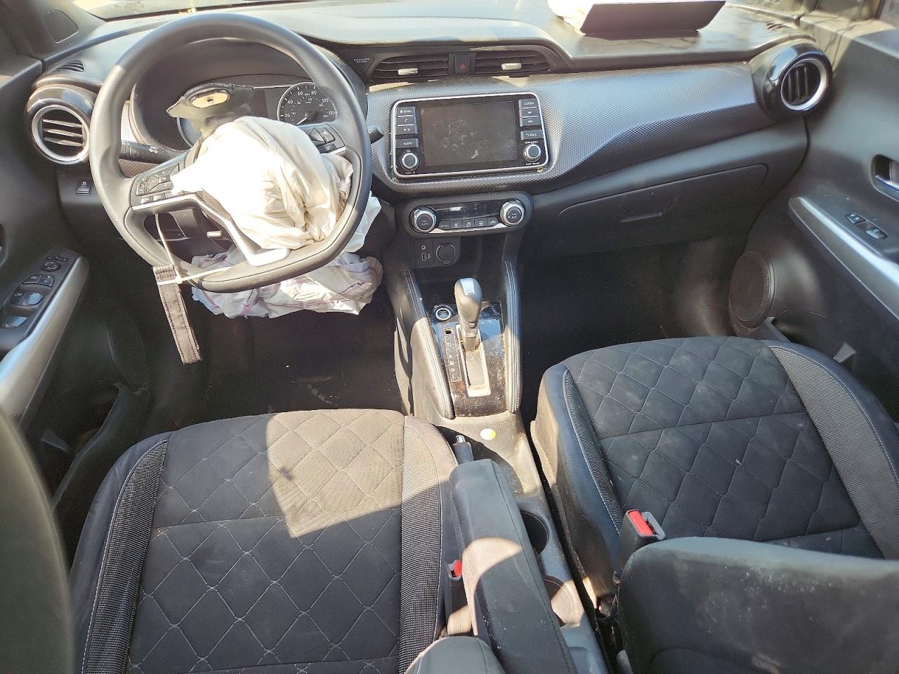 2018 NISSAN KICKS
