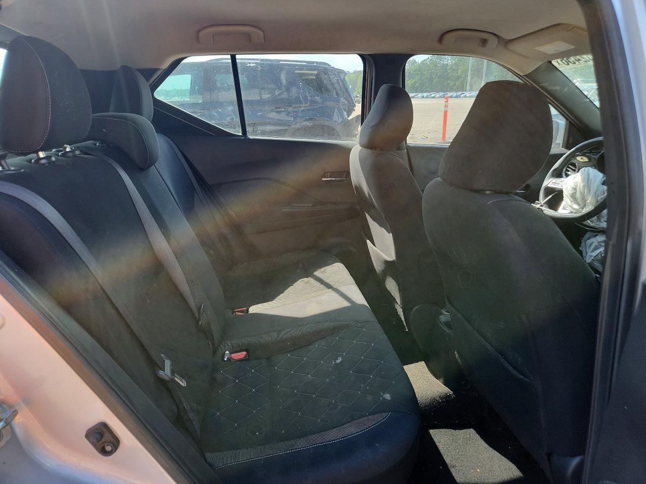 2018 NISSAN KICKS