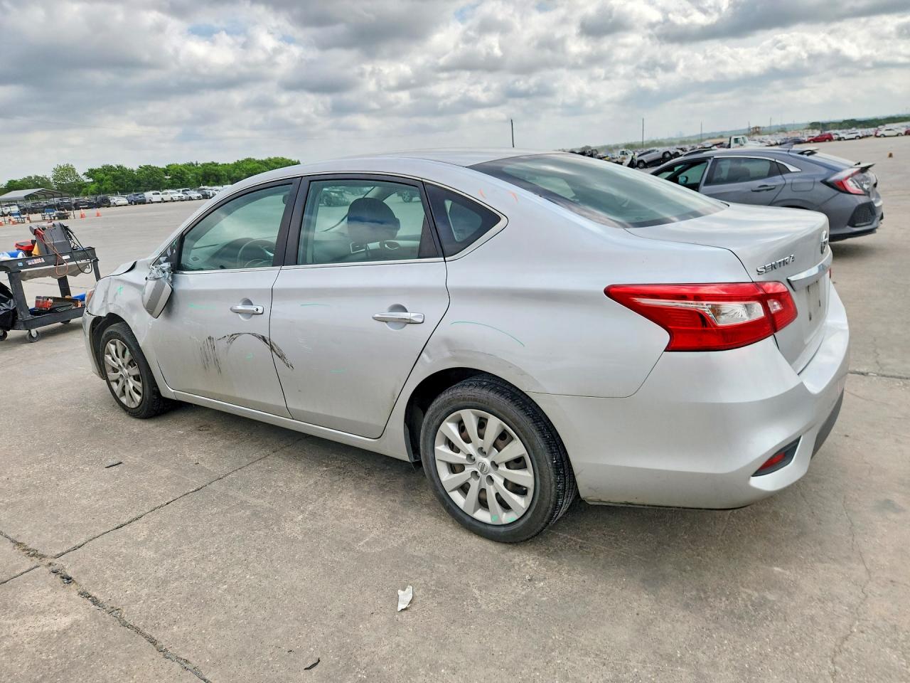 2016 NISSAN SENTRA