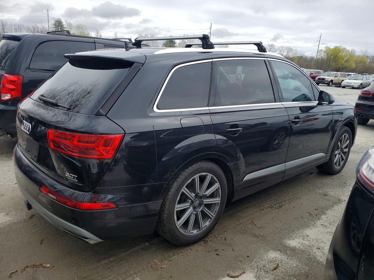 2017 AUDI Q7