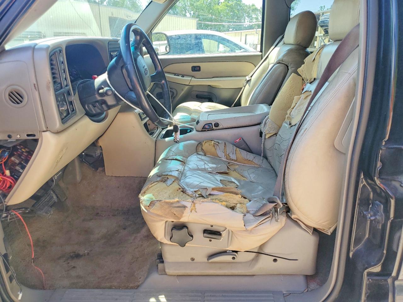 2002 CHEVROLET TAHOE