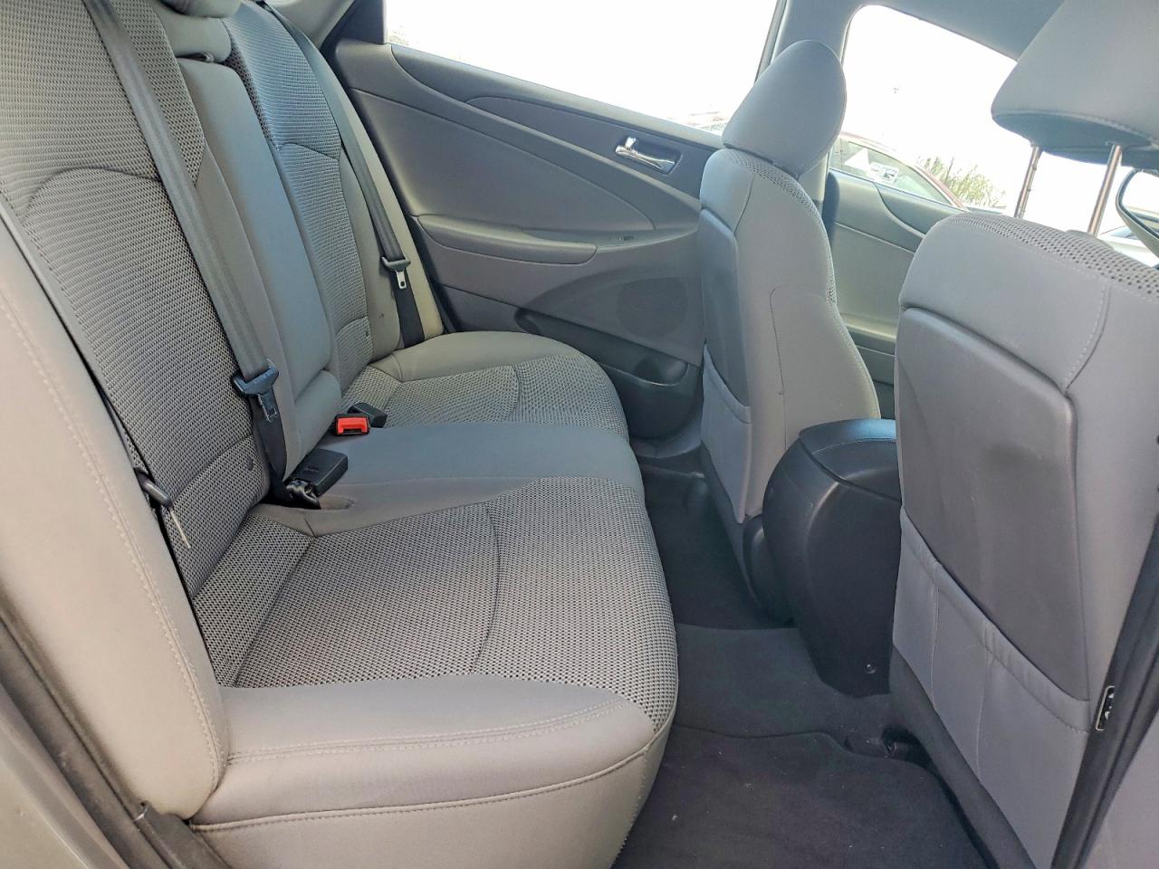 2012 HYUNDAI SONATA