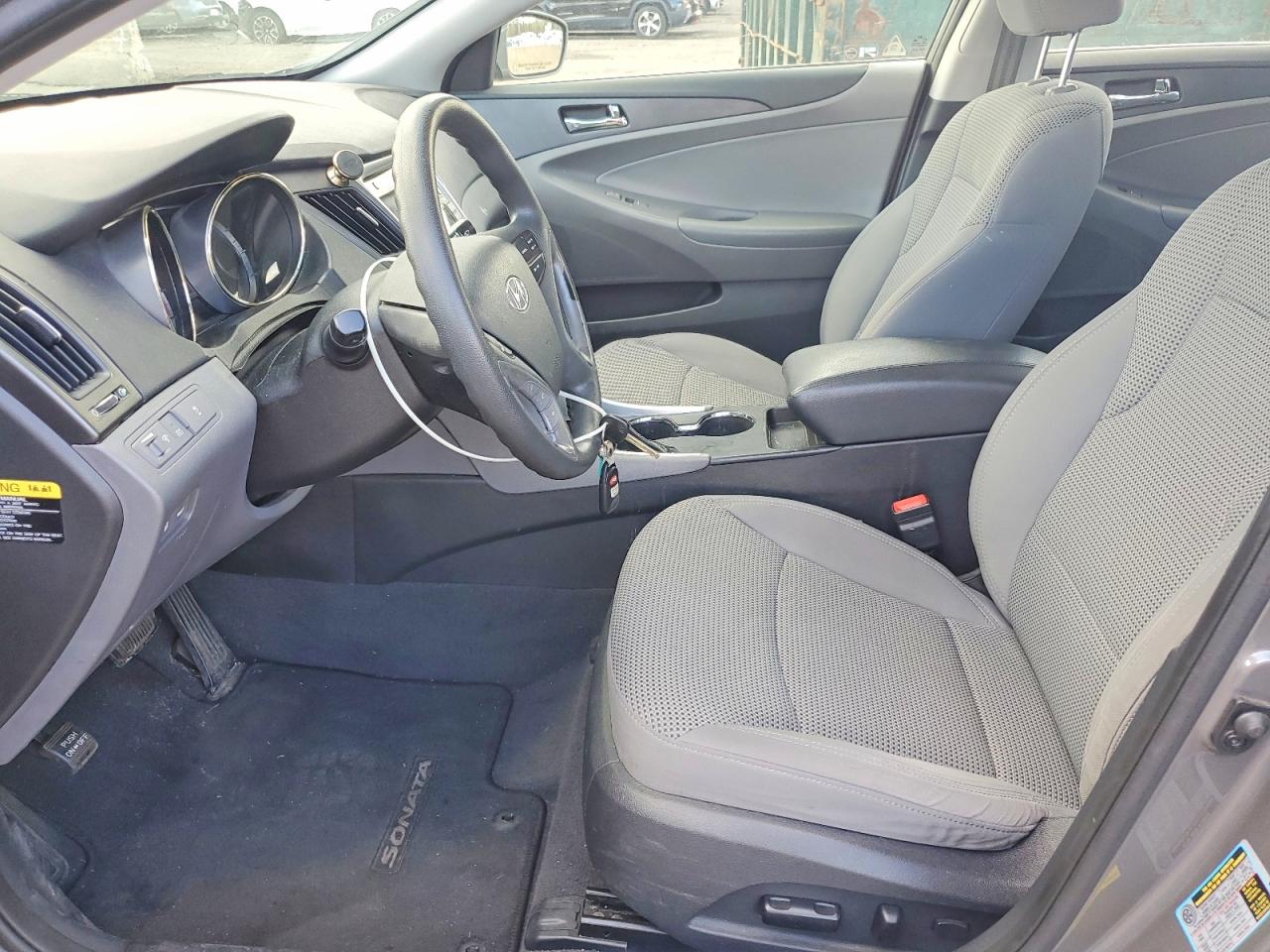 2012 HYUNDAI SONATA