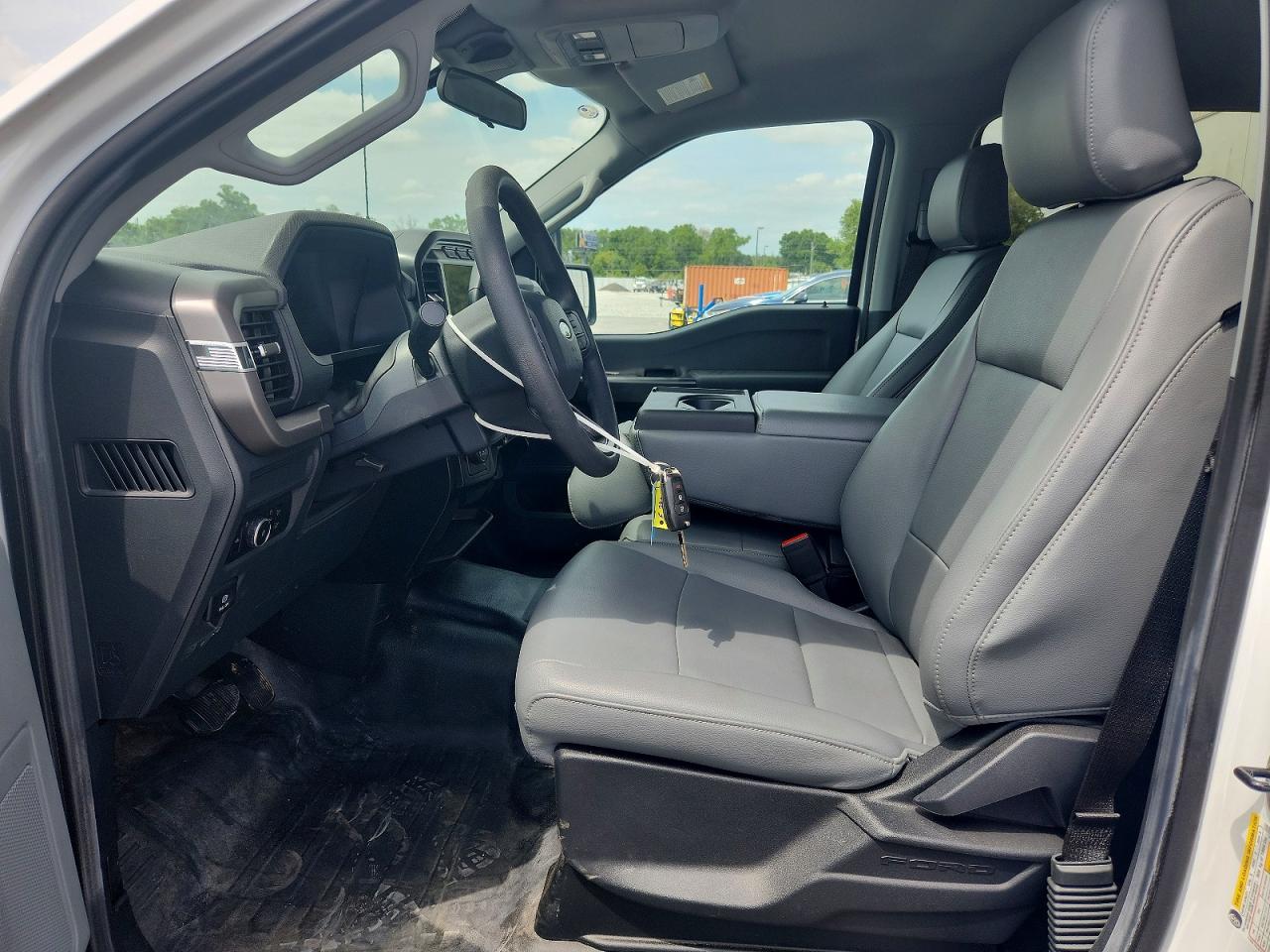 2024 FORD F150