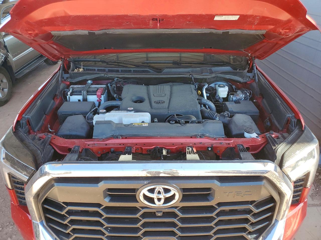 2025 TOYOTA TUNDRA
