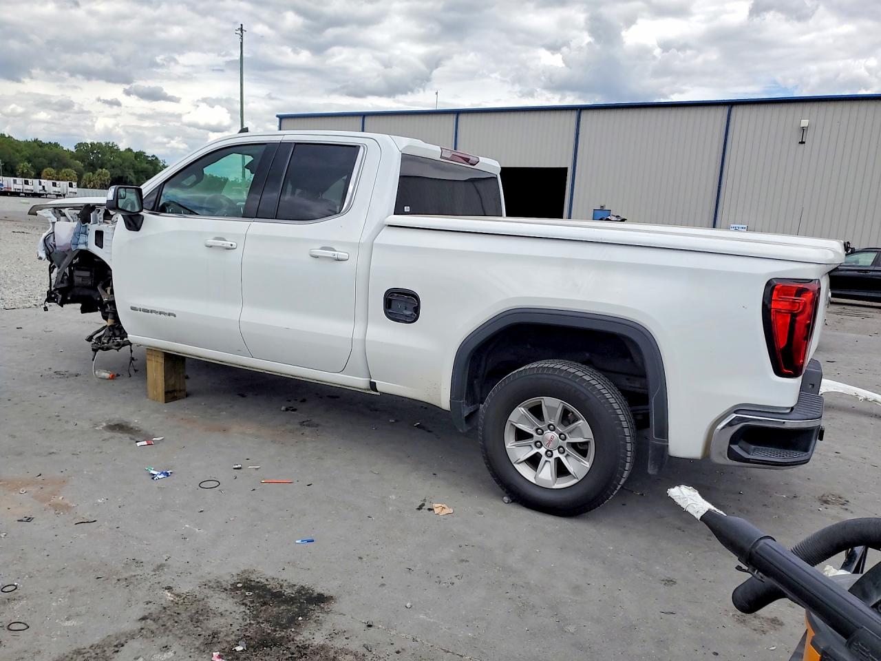 2021 GMC SIERRA