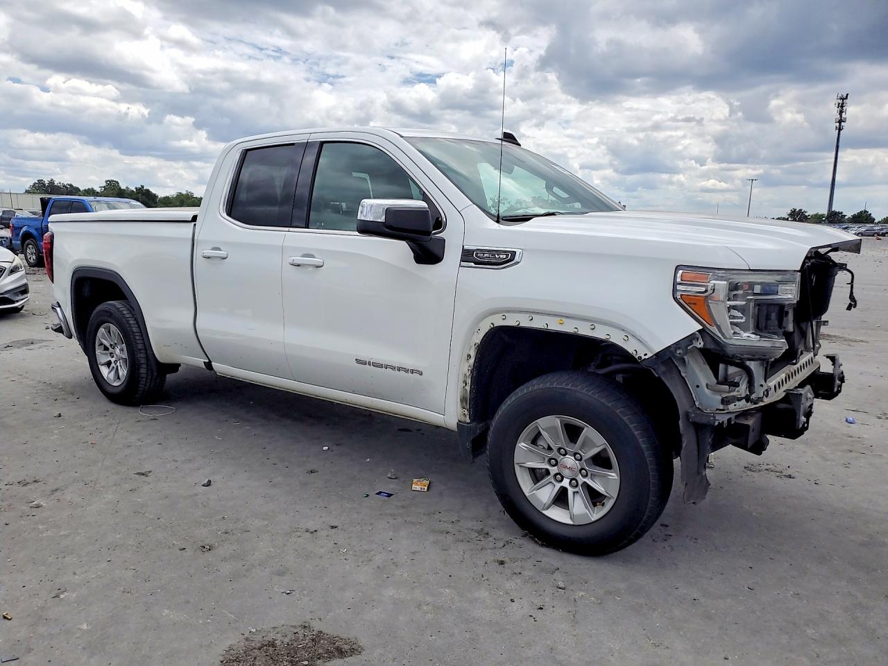 2021 GMC SIERRA