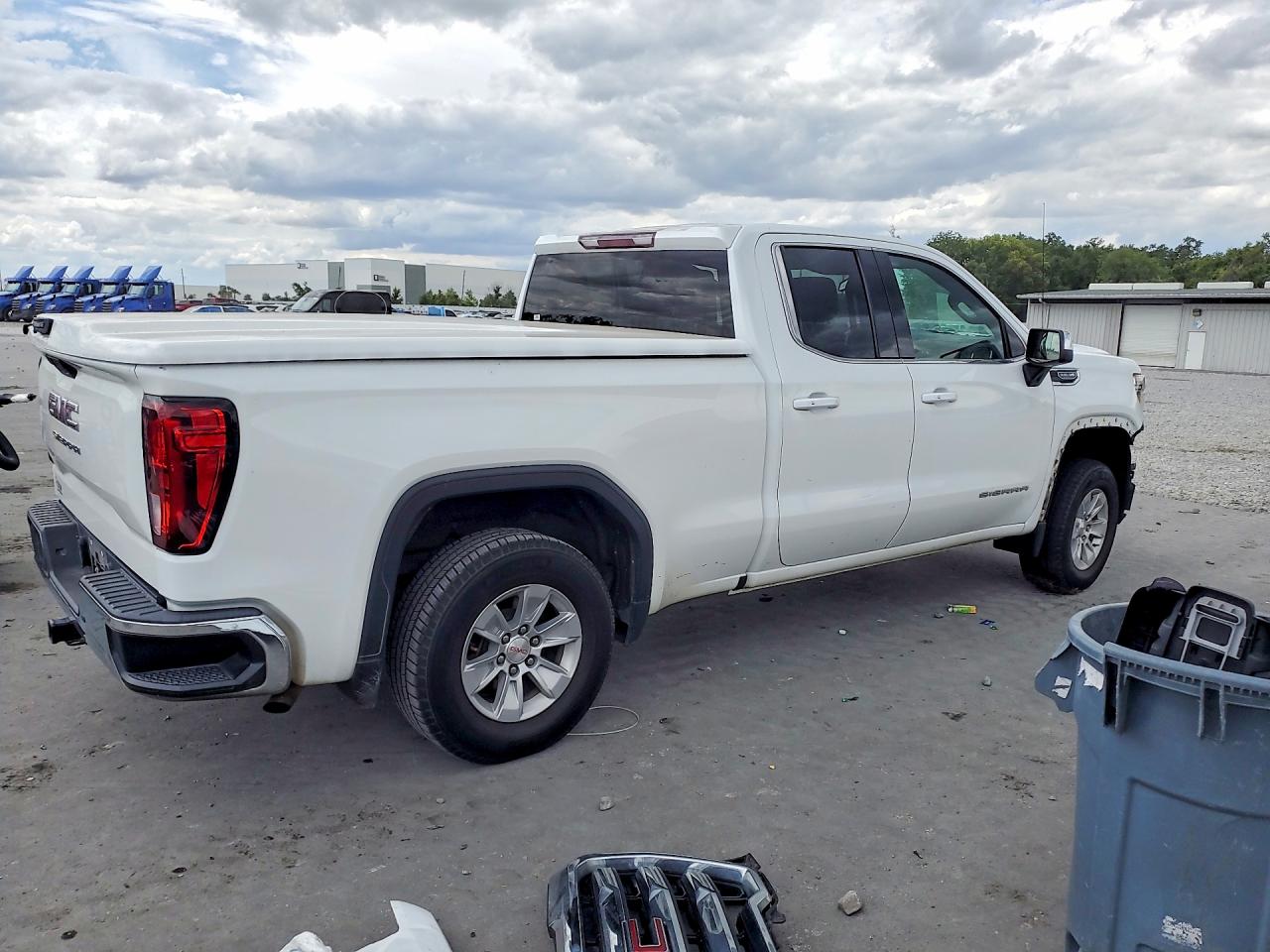2021 GMC SIERRA