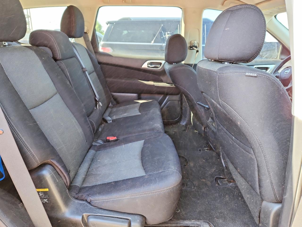 2017 NISSAN PATHFINDER