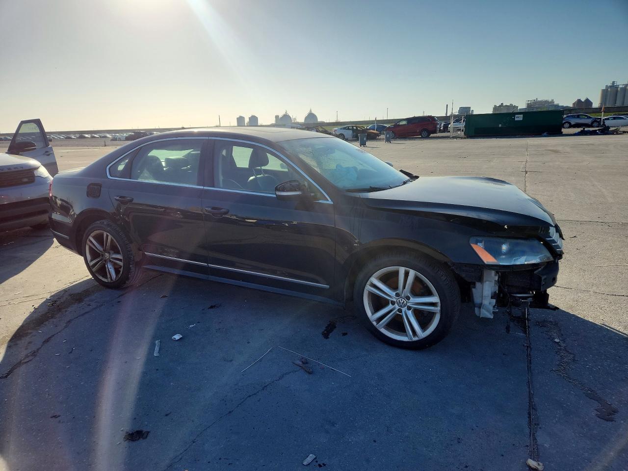 2015 VOLKSWAGEN PASSAT