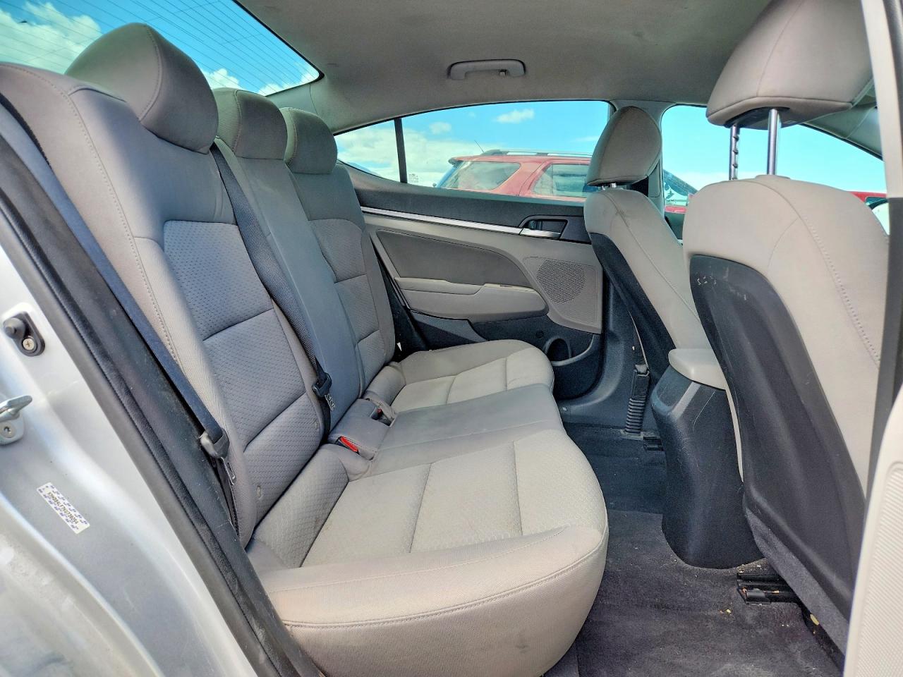 2019 HYUNDAI ELANTRA