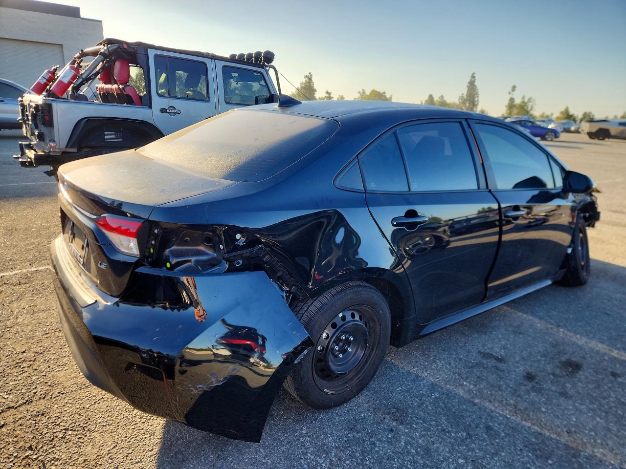 2025 TOYOTA COROLLA