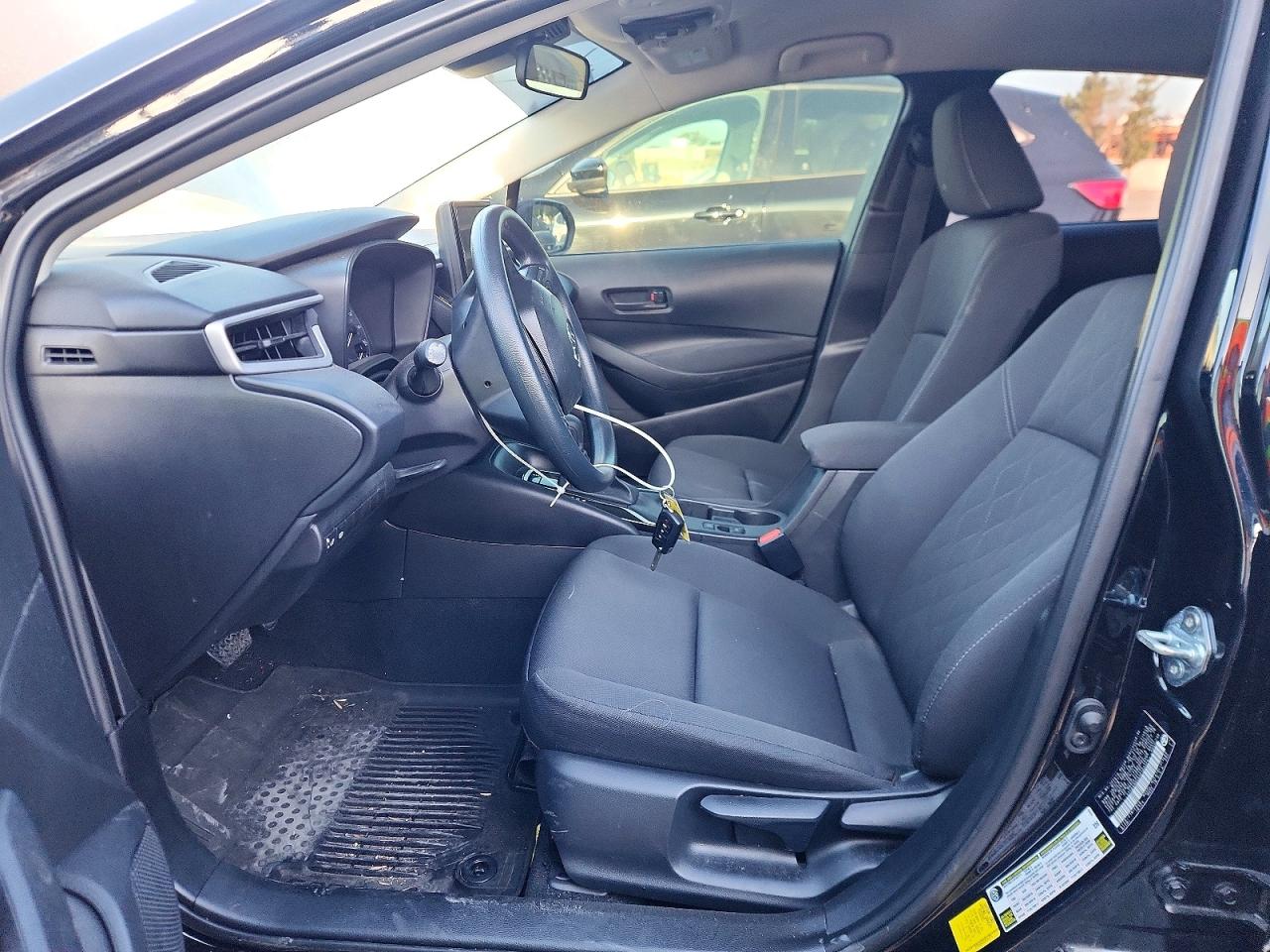 2025 TOYOTA COROLLA