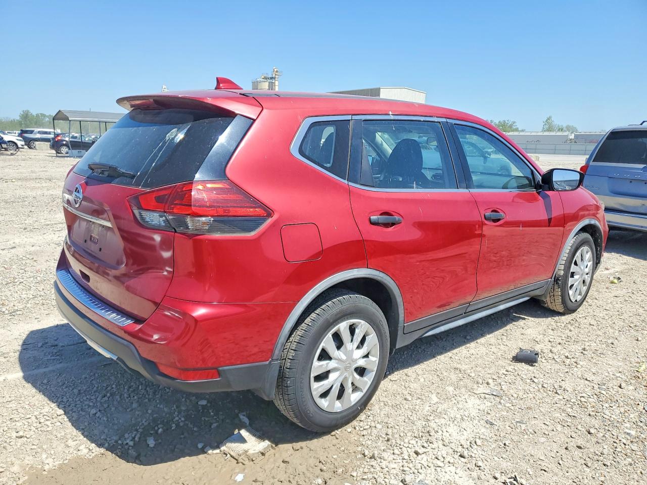 2017 NISSAN ROGUE
