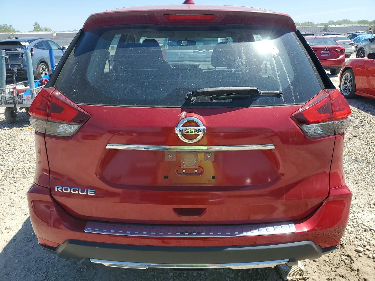2017 NISSAN ROGUE