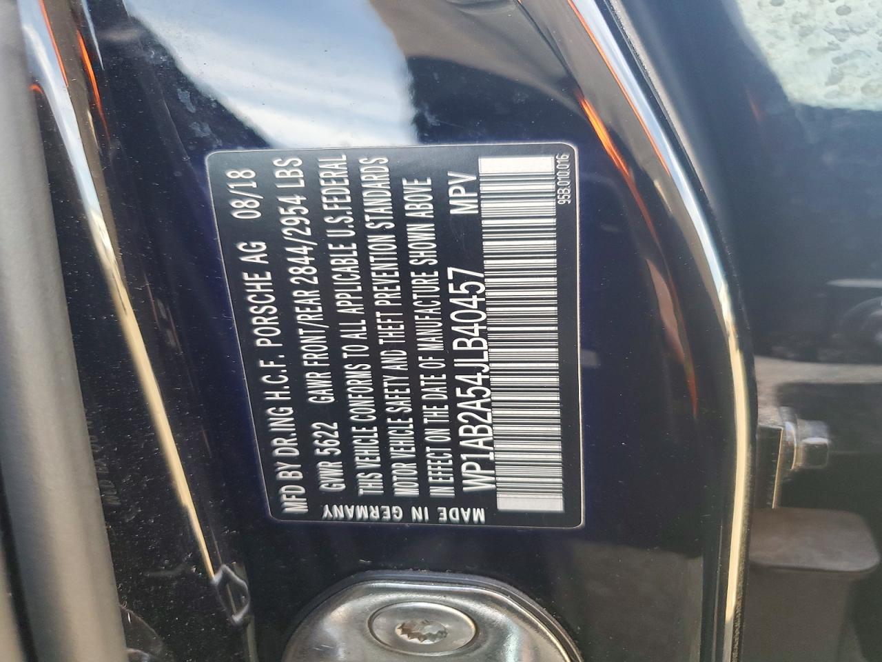 2018 PORSCHE MACAN