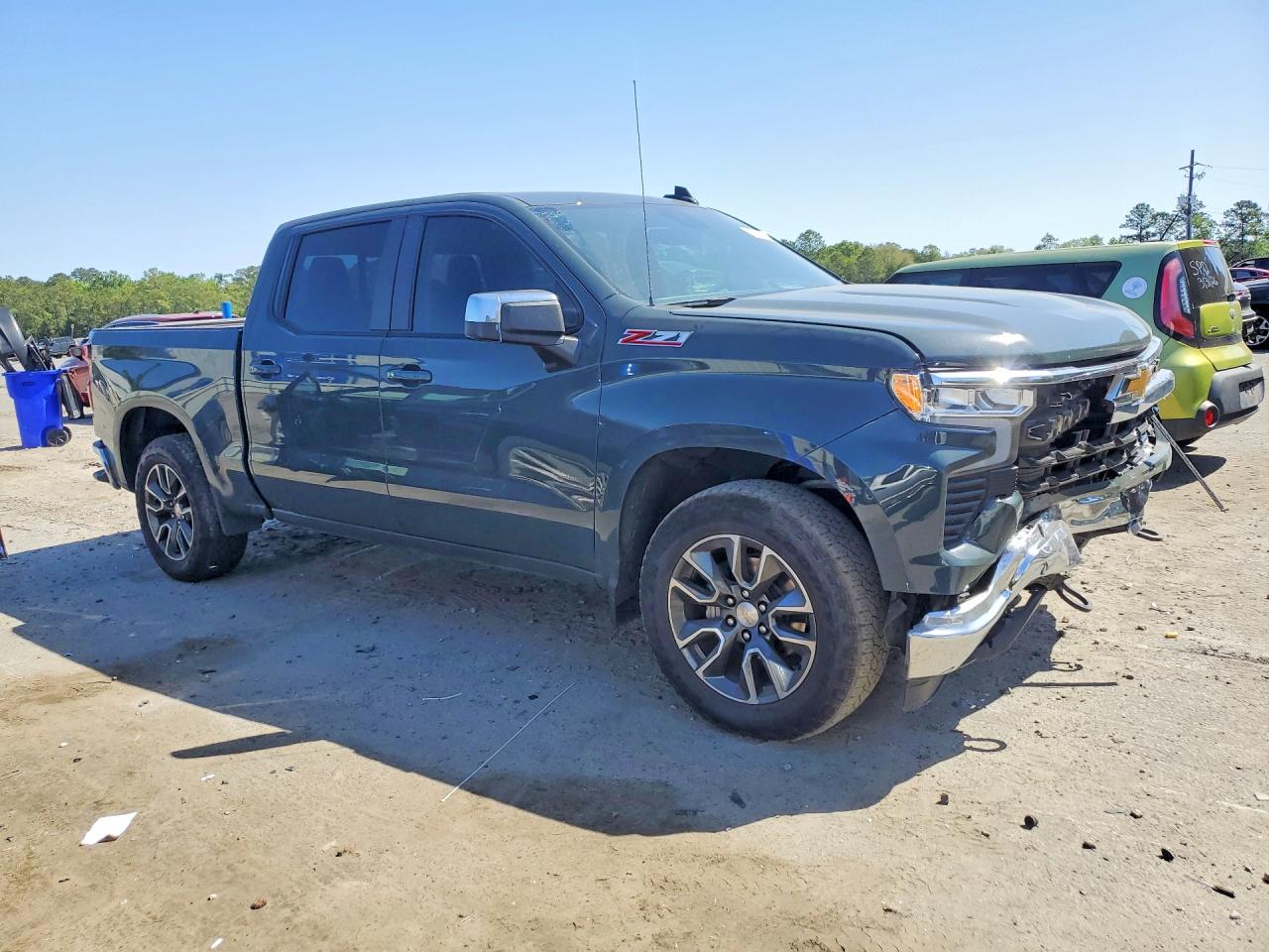 2025 CHEVROLET SILVERADO