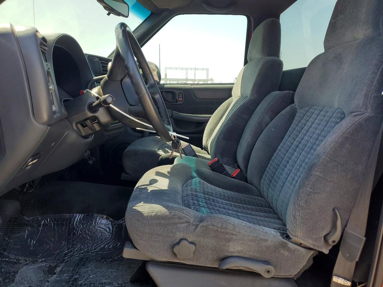 2001 CHEVROLET S10