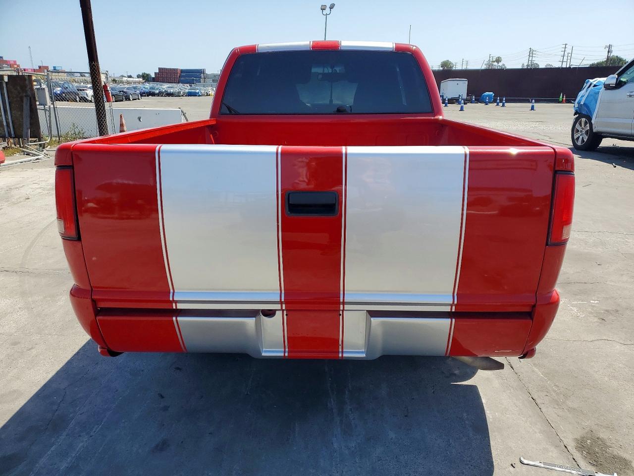 2001 CHEVROLET S10