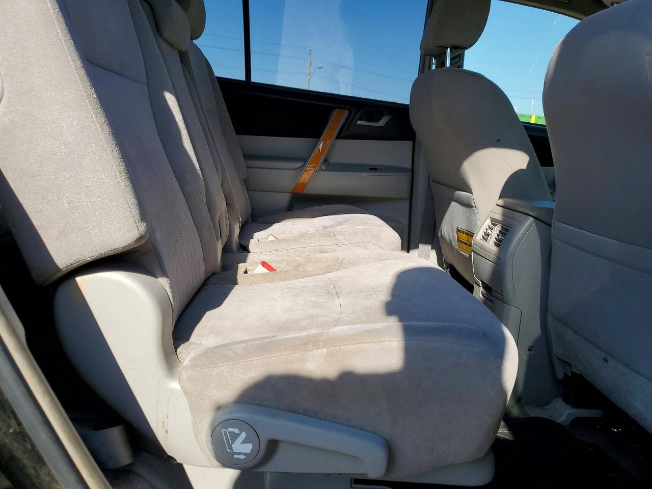 2008 TOYOTA HIGHLANDER