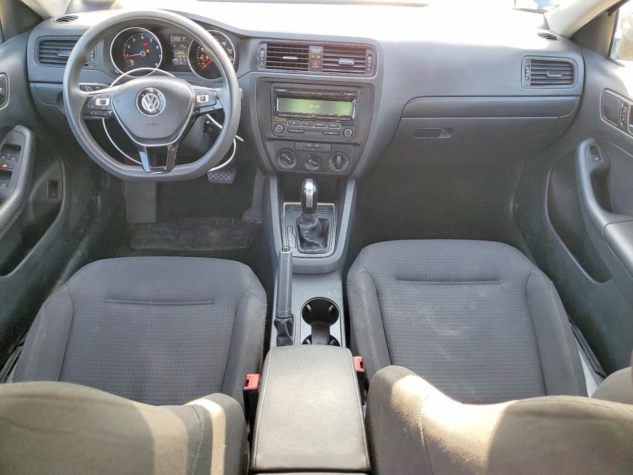 2015 VOLKSWAGEN JETTA