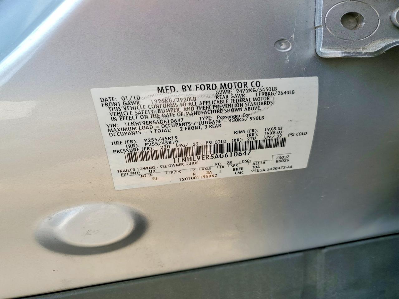 2010 LINCOLN MKS