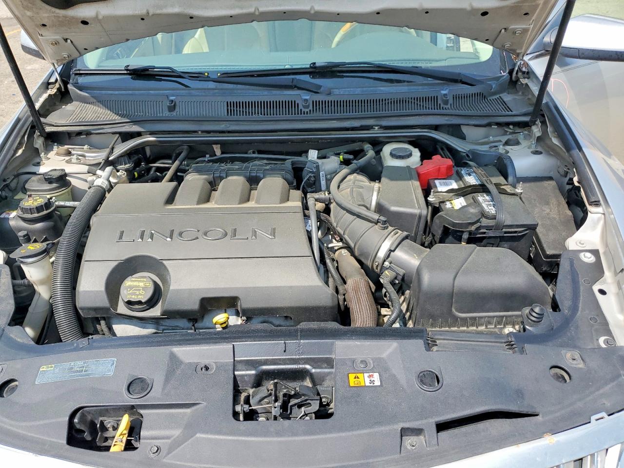 2010 LINCOLN MKS
