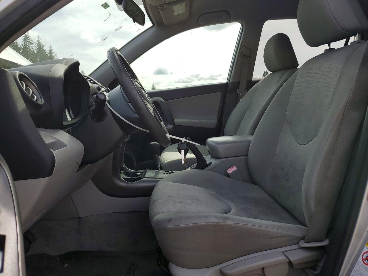 2010 TOYOTA RAV4 BASE