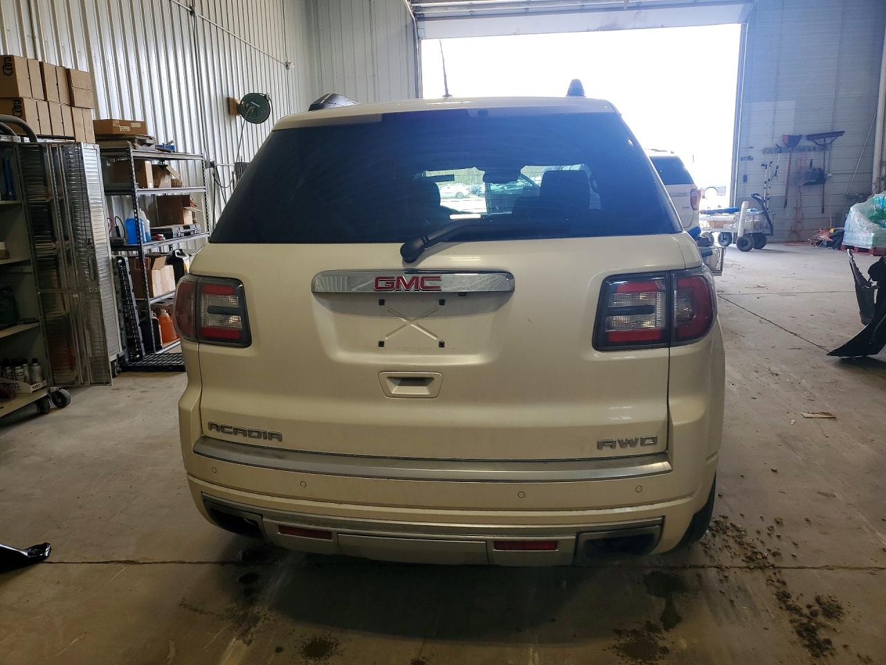 2014 GMC ACADIA DEN