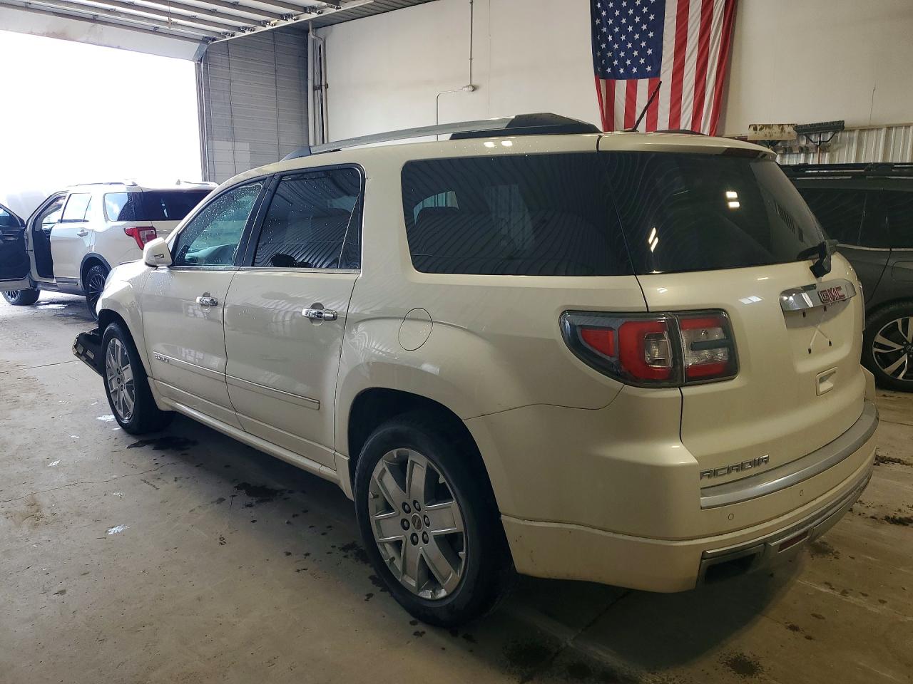 2014 GMC ACADIA DEN