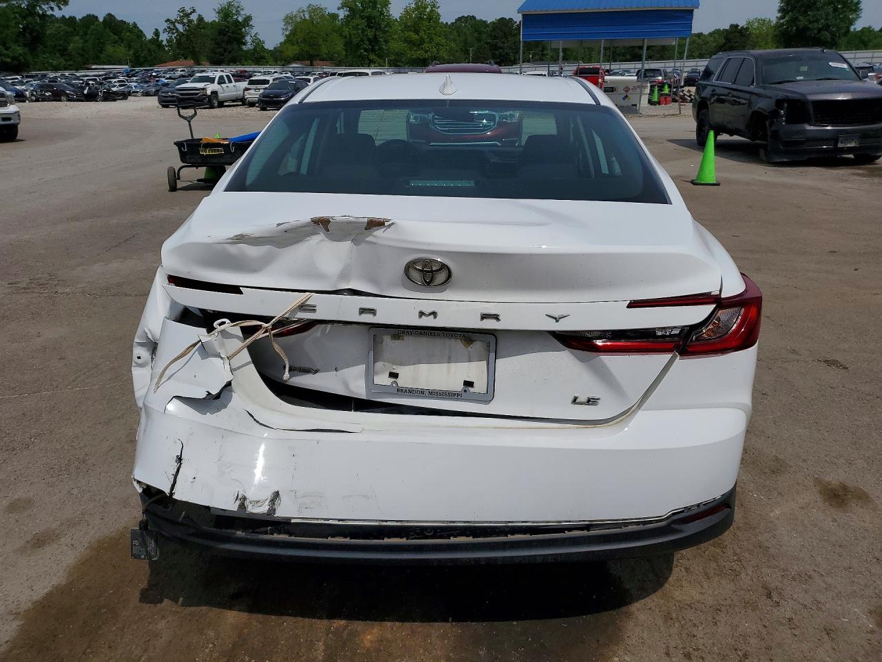 2025 TOYOTA CAMRY