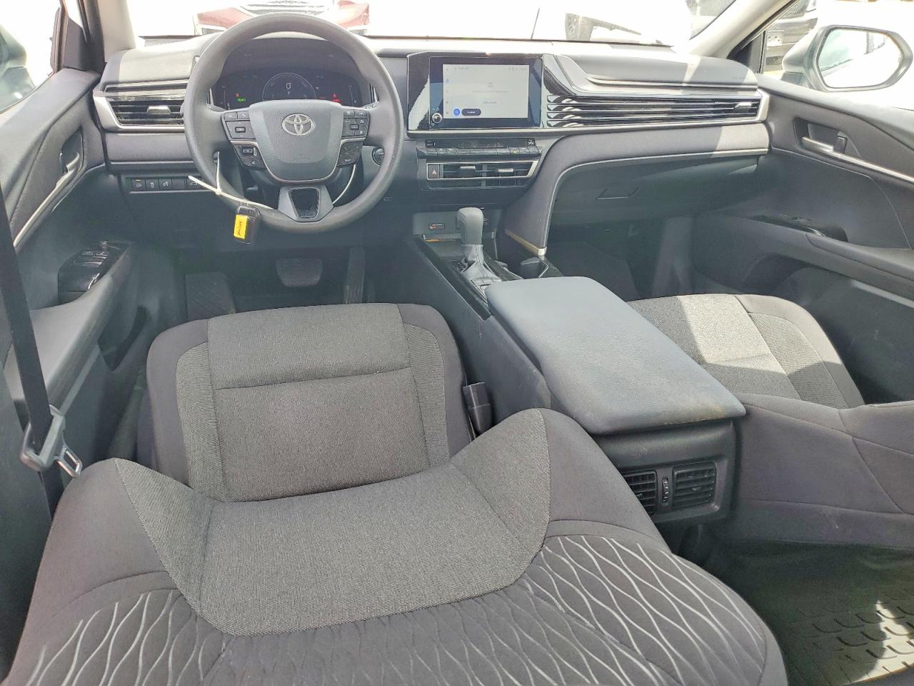 2025 TOYOTA CAMRY