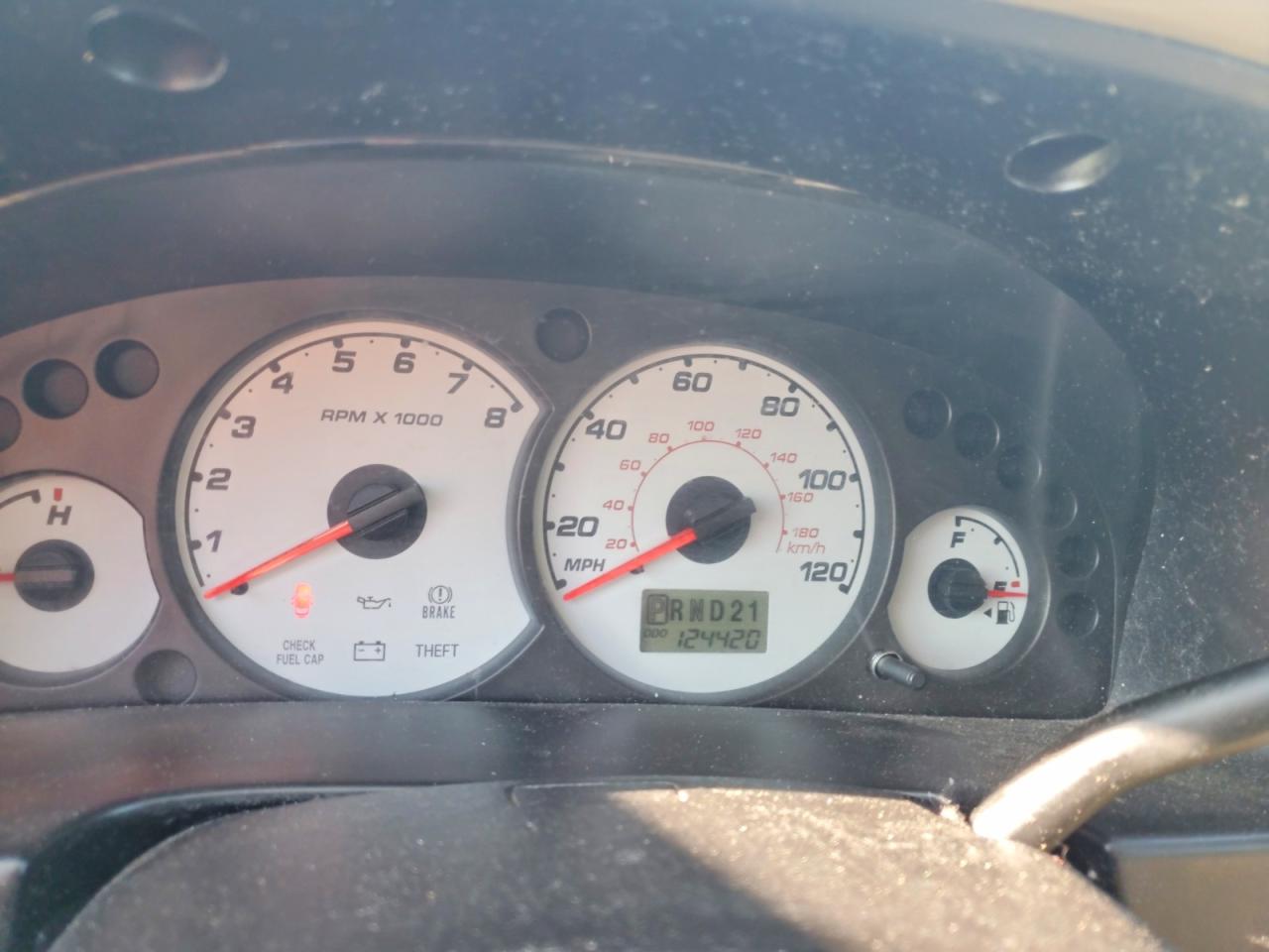 2004 FORD ESCAPE