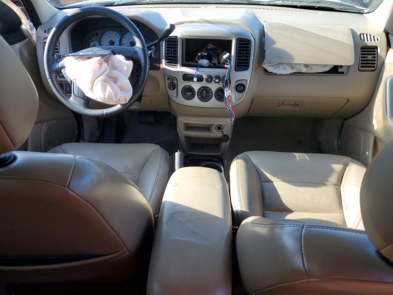 2004 FORD ESCAPE