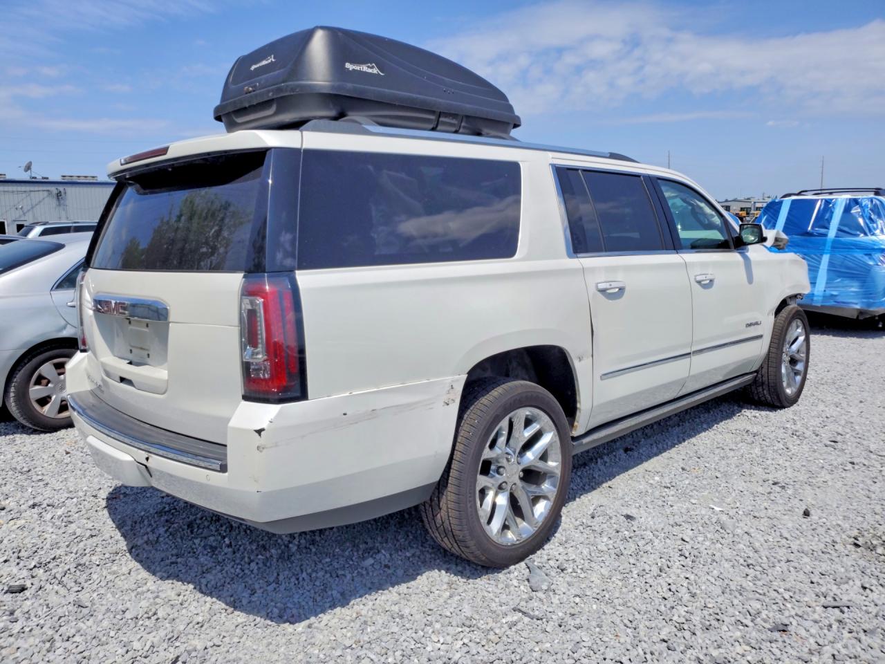 2019 GMC YUKON