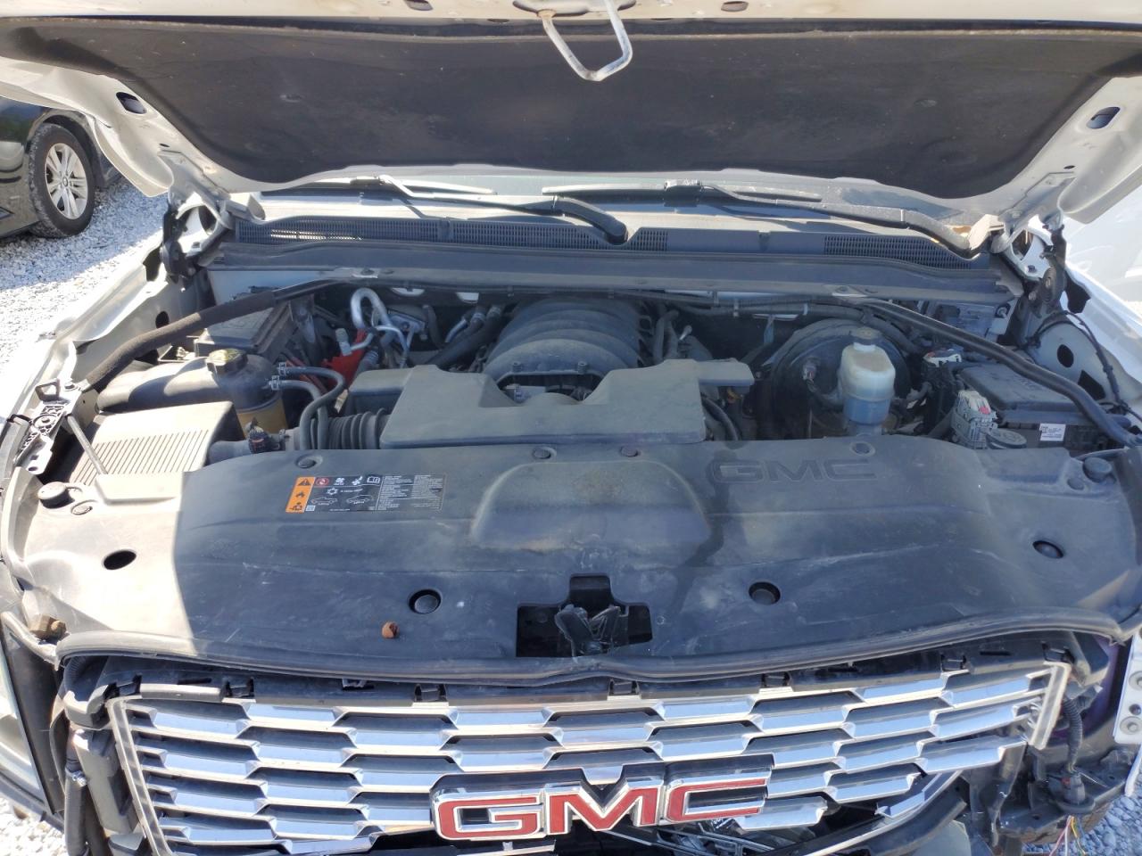 2019 GMC YUKON