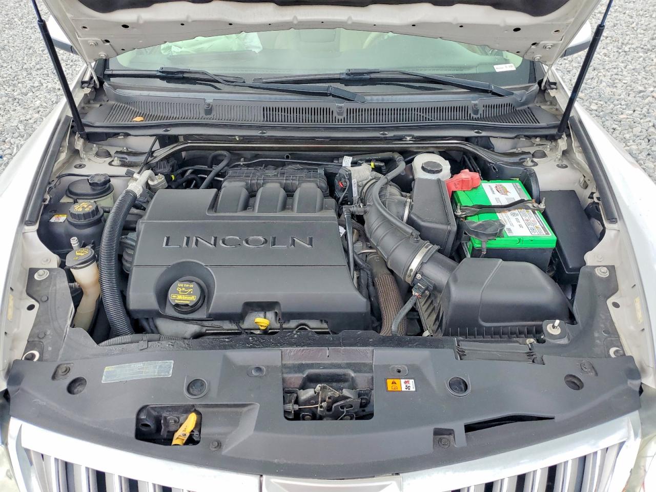 2010 LINCOLN MKS