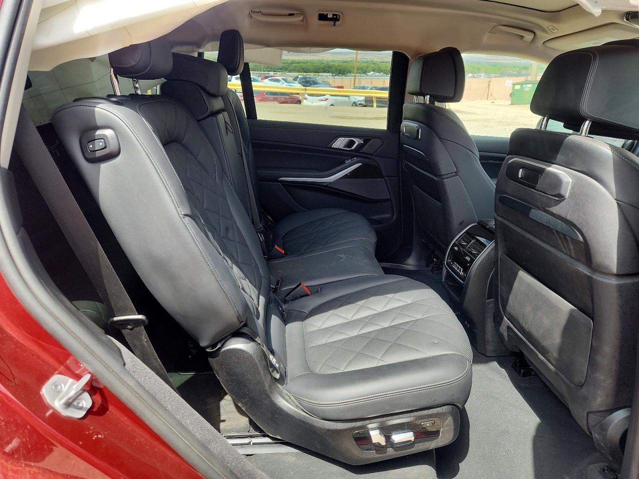 2026 BMW X7