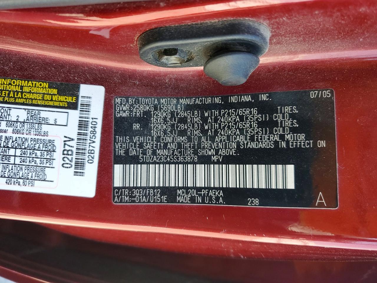 2005 TOYOTA SIENNA